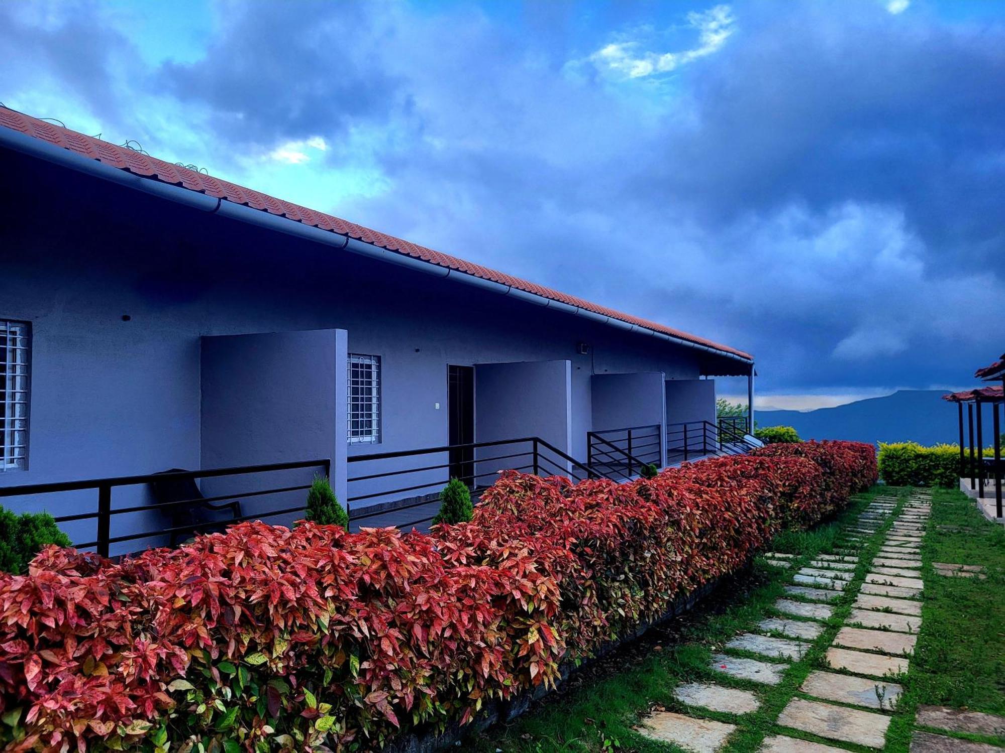 Vayu Resort - Kas Pathar Kanera Bagian luar foto